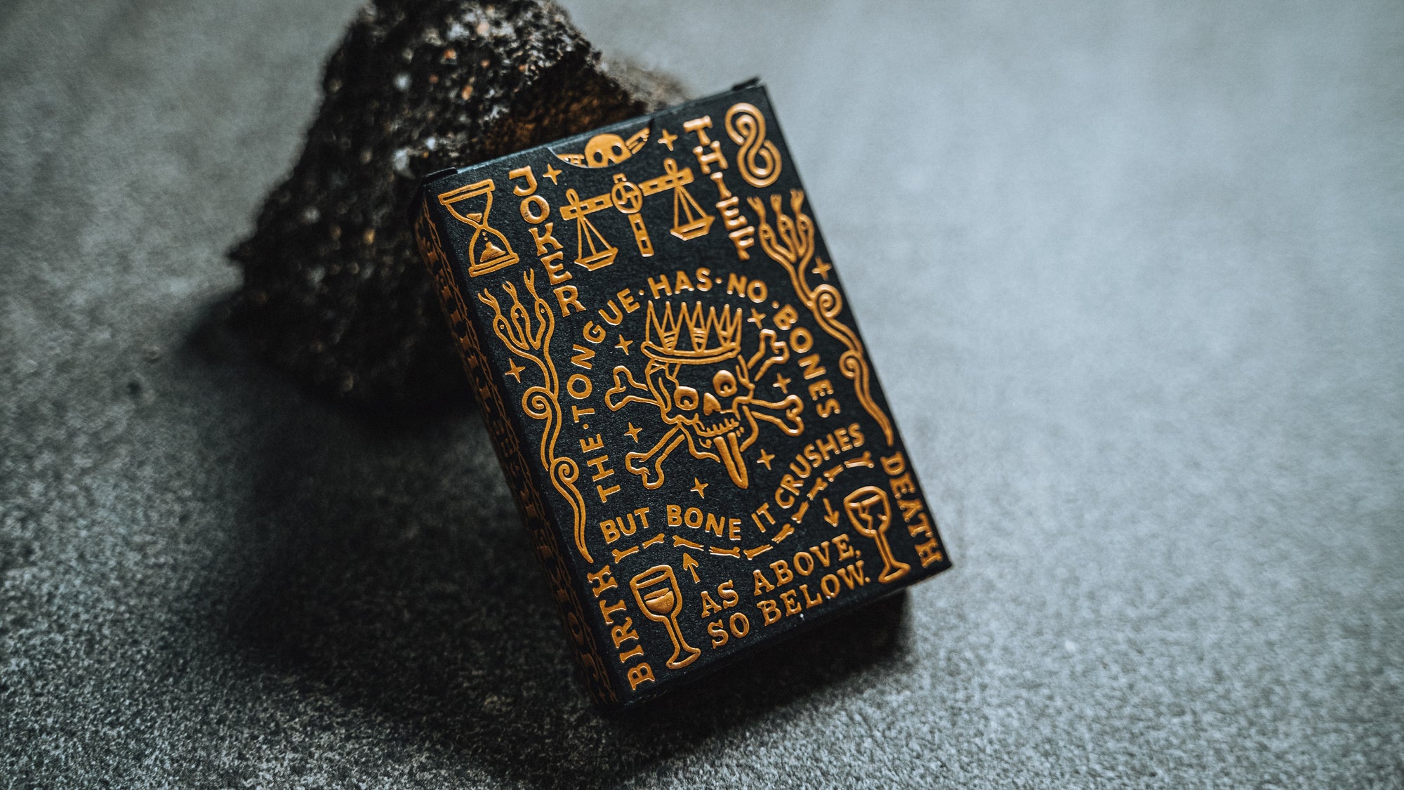 Crown Playing Cards GILDED Gold (Edition of 500) - Joker & The Thief