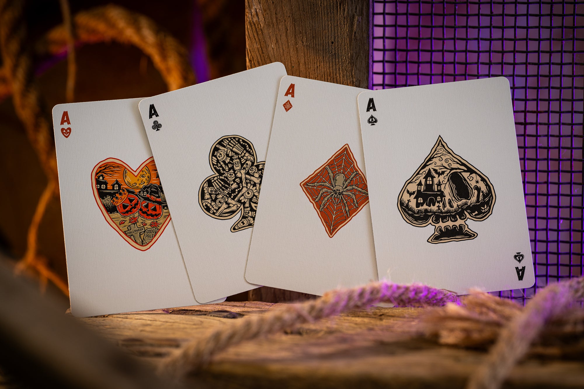 Good Pals Halloween Tales Gilded Green Edition of 75 - Halloween Playing Cards