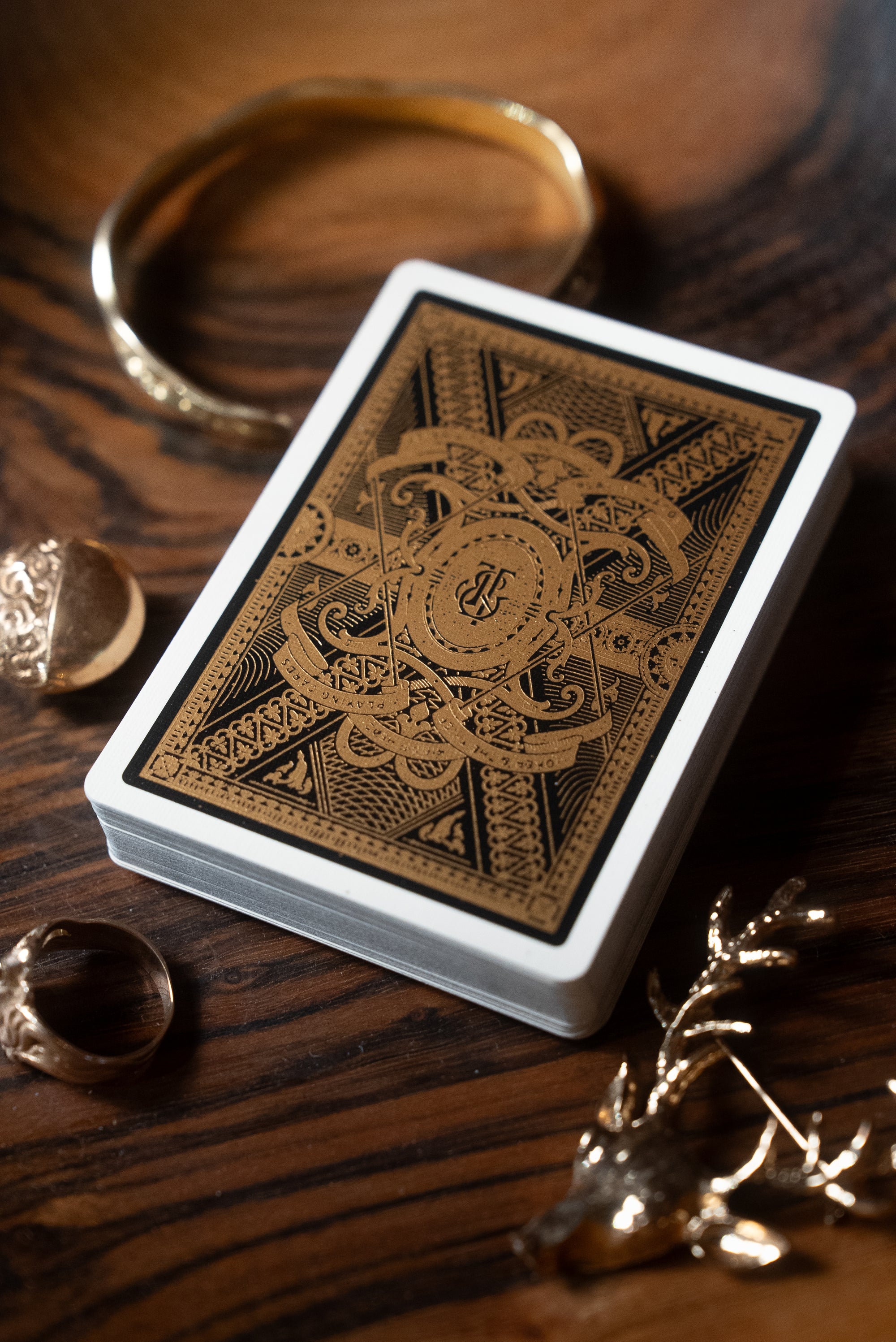 Kings Head Playing Cards (Gold Foil Edition) - Joker & The Thief