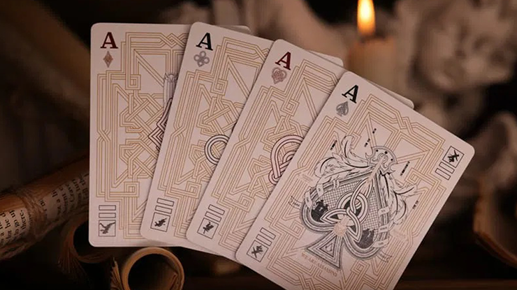 Assassin&#39;s Creed Legacy (Hidden Blade White) Playing Cards 