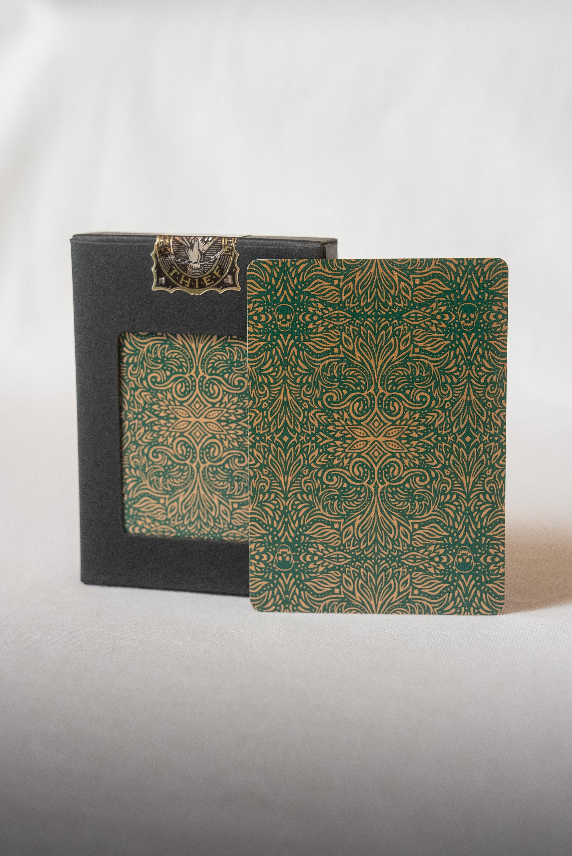 No Borders Series 2 Playing Cards (J&T Back) - Joker & The Thief