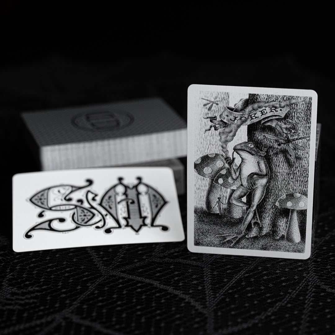 Smoke &amp; Mirrors Anniversary Edition Playing Cards (Carbon)